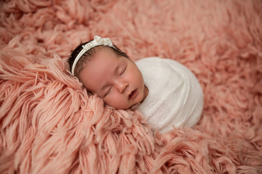 2025 05 27 AnastasiiaFirsova Newborn Diana AndreaLeal 0170 S Editar 1024x683 FOTOGRAFIA NEWBORN RECIFE
