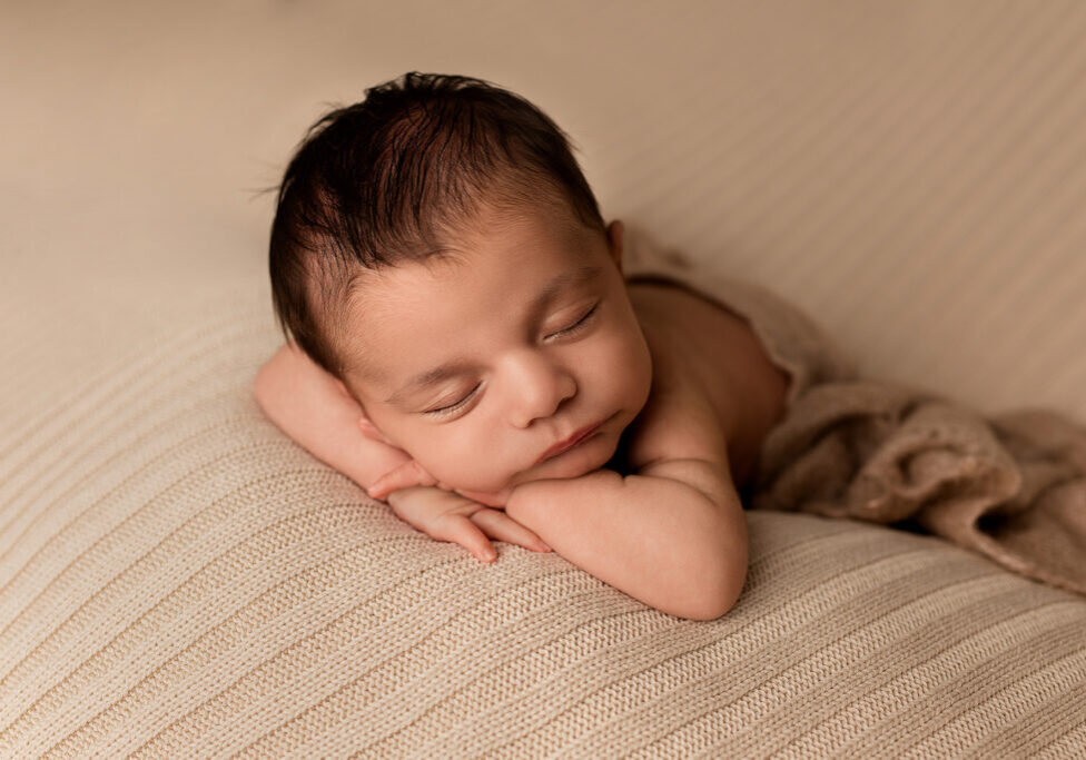 25_05_30_ManuelaCosta_newborn_Hugo_AndreaLeal_0171_S_(2)